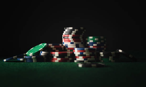 maxwin123 mobile app showing Sic Bo table selection and live betting interface